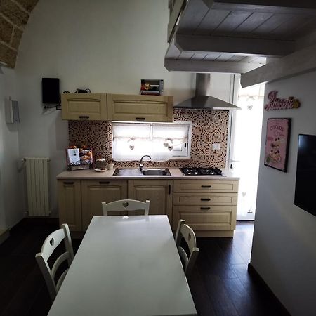Palazzo Novecento Hotel Удженто Екстериор снимка